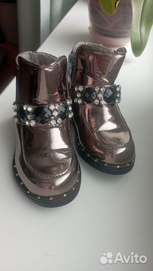 Сапожки демисезонные для девочки