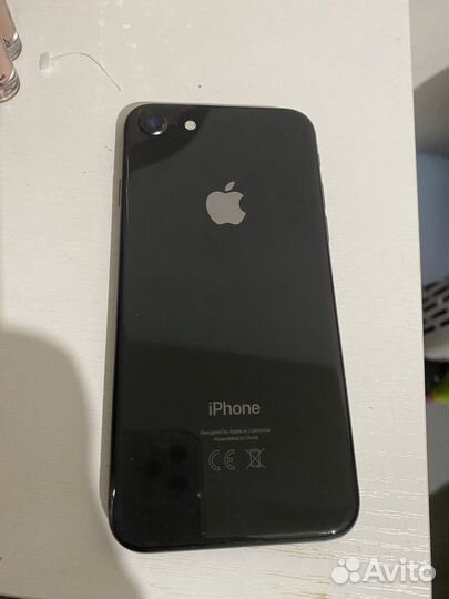 iPhone 8, 64 ГБ