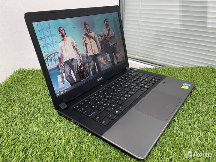 Шустрый ноутбук Dell i5/2видеокарты/8gb/SSD