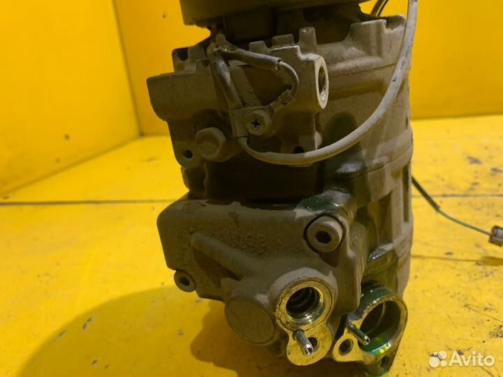 Компрессор кондиционера Volkswagen Passat 2000-200