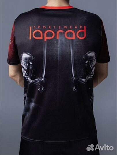 Спортивный костюм футболка и шорты laprad