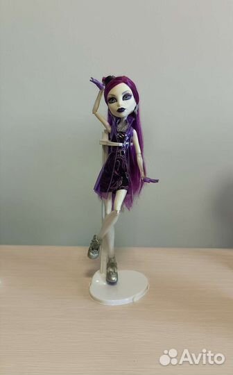 Спектра Вондергейст Монстер хай