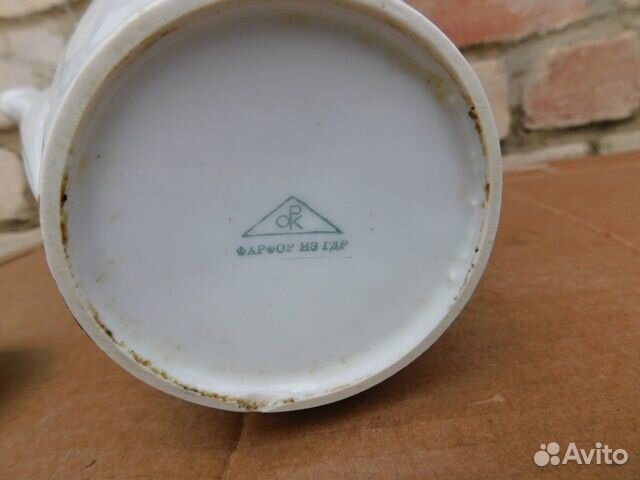 Большой красивый.керамический кофейник ГДР 60 годы