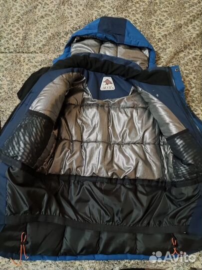 Куртка зимняя на мальчика(новая)