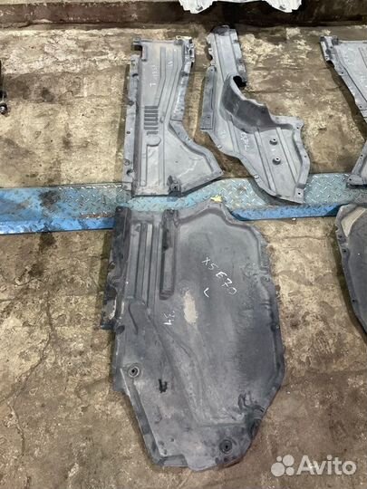 Защита днища кузова Bmw X5 E70 3.0 N52B30 2008