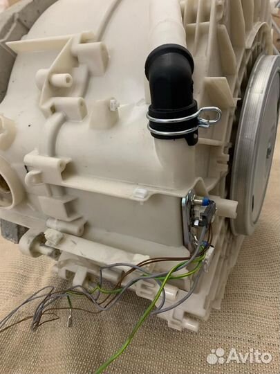 Бак с крестовиной в сборе для Bosh 6