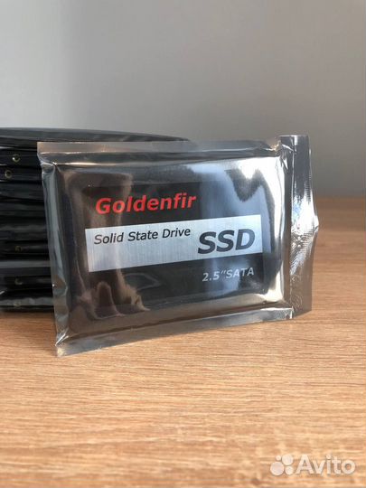 SSD Goldenfir на 240 gb новый