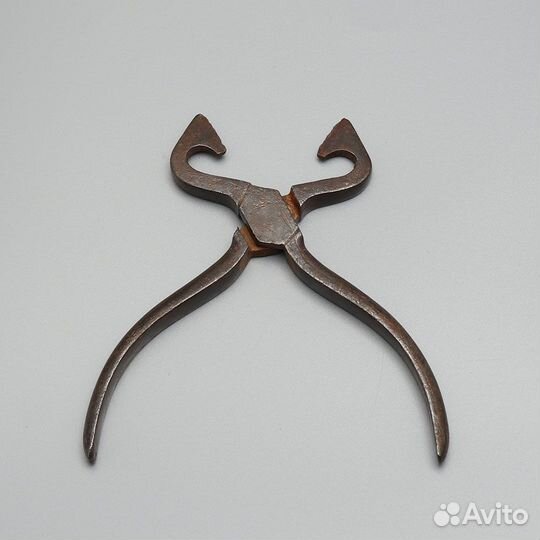 Старинные щипцы для колки сахара, Россия, 19 в