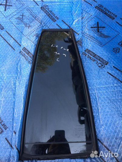 Стекло двери задней левой (форточка) Toyota Land