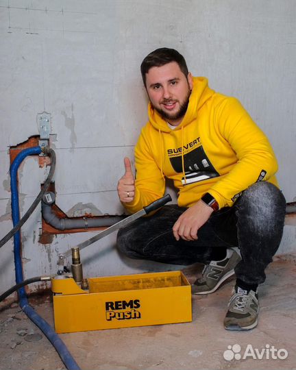 Сантехник. Прочистка засоров. Услуги сантехника