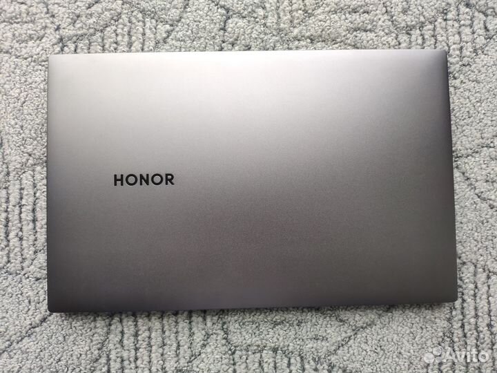 Honor MagicBook Pro 16