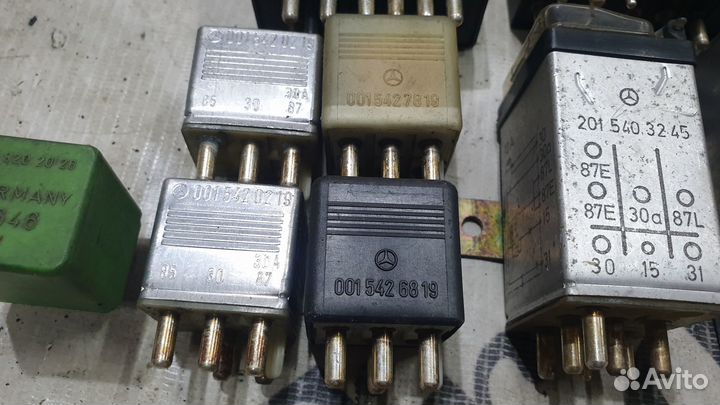 Реле защиты от перегрузки на Mercedes W126 W124