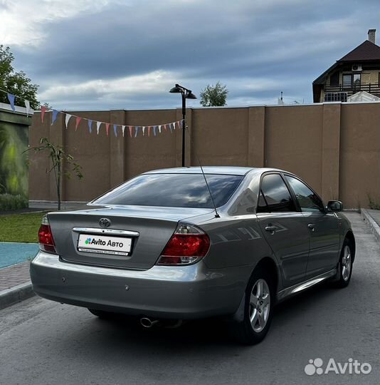 Toyota Camry 2.4 AT, 2004, 295 000 км