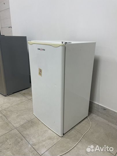 Холодильник маленький