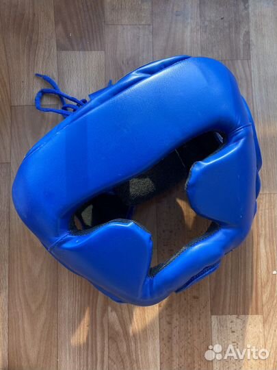 Боксерские перчатки