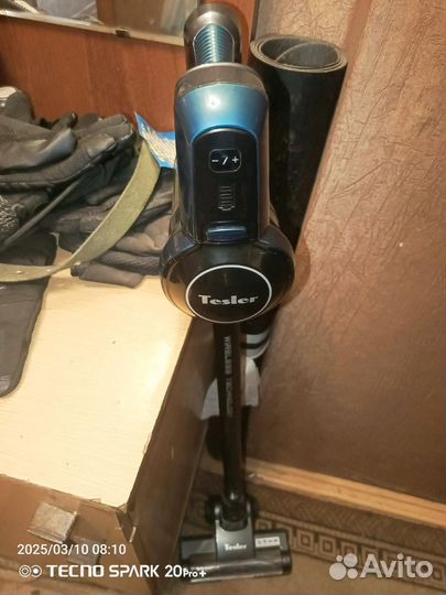 Вертикальный пылесос