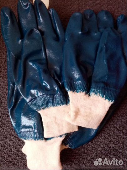 Перчатки. Большое количество 11 размера