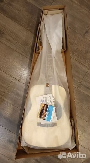 Новая акустическая гитара Cort AF 510 OP