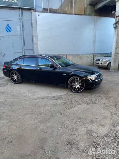 Воздуховод Bmw 7 Series 750I E66 N62B48B 07.2007