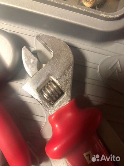 Набор слесарного диэлектрического инструмента