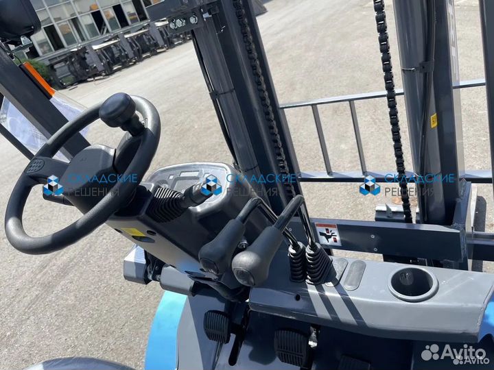 Вилочный погрузчик TRF D30M