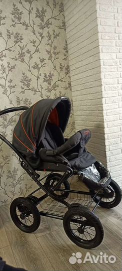 Коляска Tutis Zippy классик 2 в 1