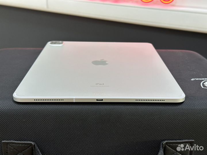 iPad Pro 12.9 256 GB WI-FI + LTE 2020