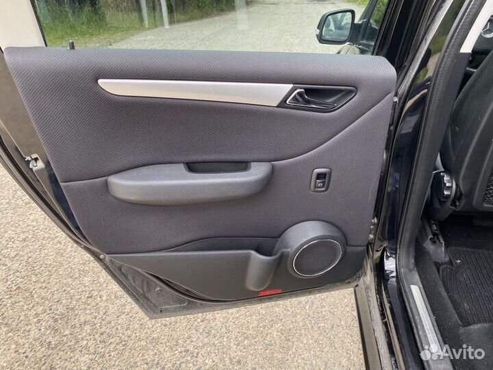 Дверные обшивки мерседес W245 B-class