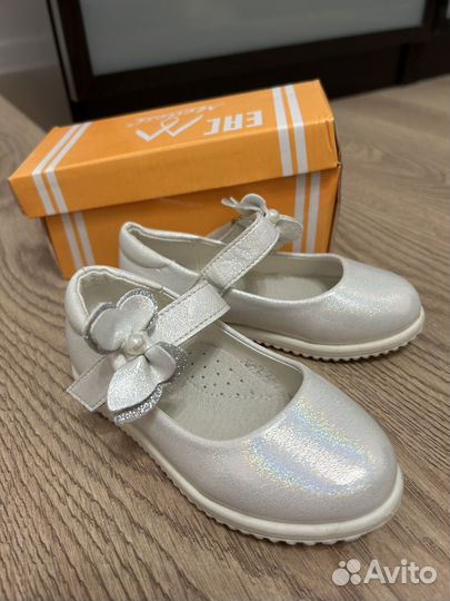Детские туфли для девочки