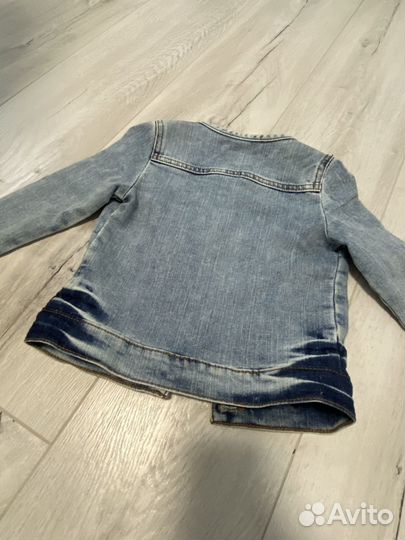 Джинсовая куртка для девочки