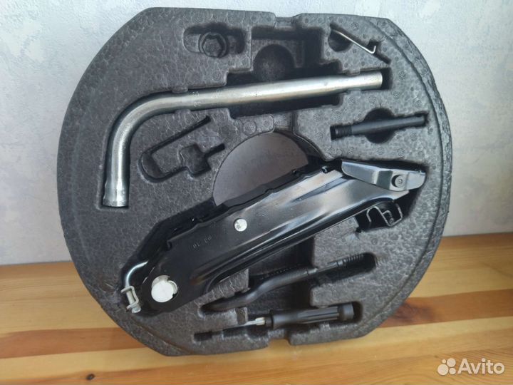 Ящик инструментов Audi VW Skoda Seat в комплекте