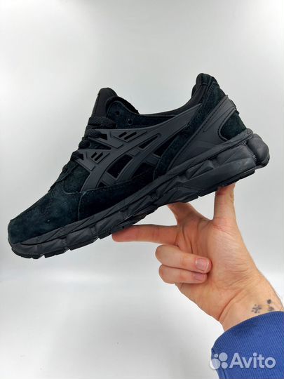 Кроссовки Asics Gel-Kayano