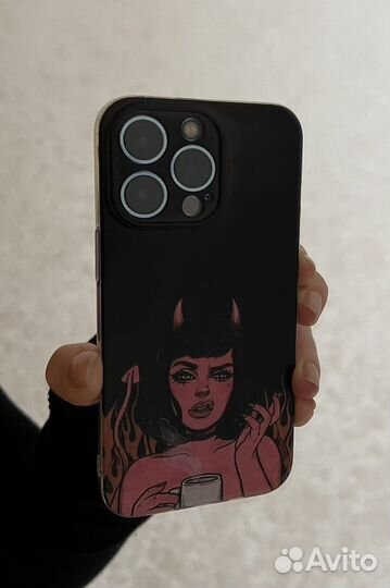 Чехол на iPhone 13 pro