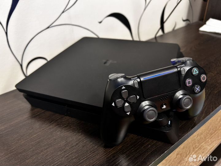 Sony PS4 Slim 1tb