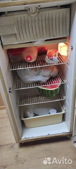 Холодильник бу маленький