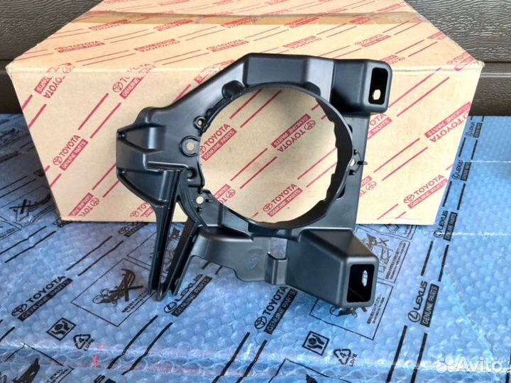 Кронштейн птф передний правый Lexus Rx 3 2012-2015