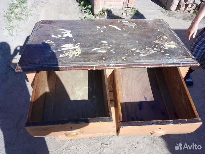 Старинный комод