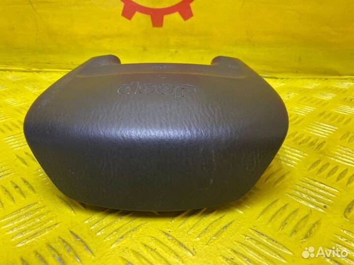 Подушка безопасности в руль Jeep Grand Cherokee