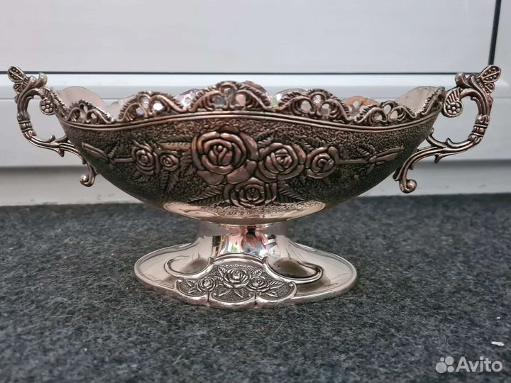 Бокалы, ваза. Серебряное покрытие