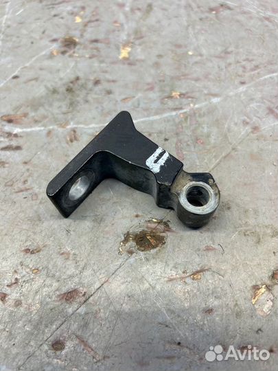 Петля двери передняя левая Audi A6 C7 3.0 2012