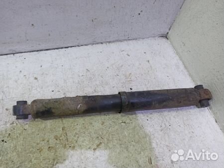 Амортизатор задний Ниссан