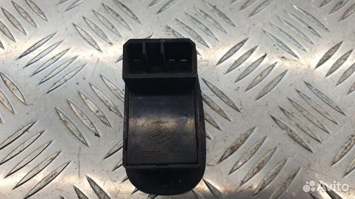 Кнопка стеклоподъемника