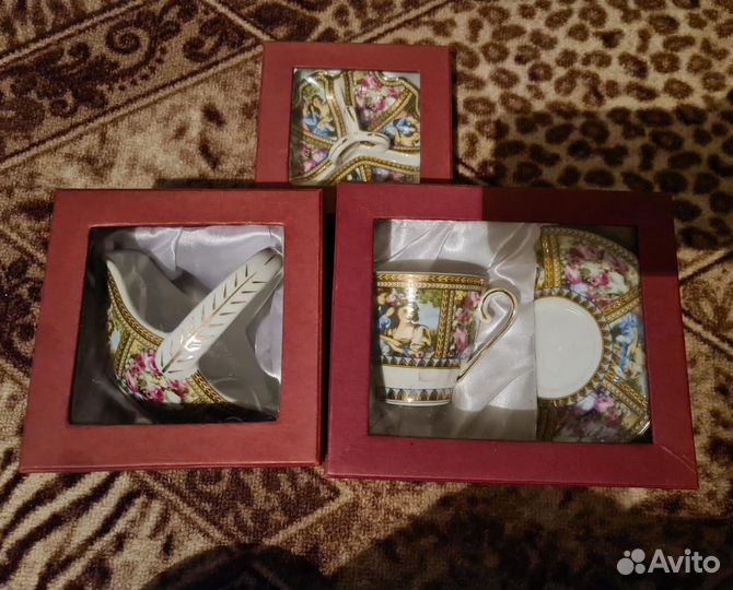 Чашка с блюдце, менажница, конфетница