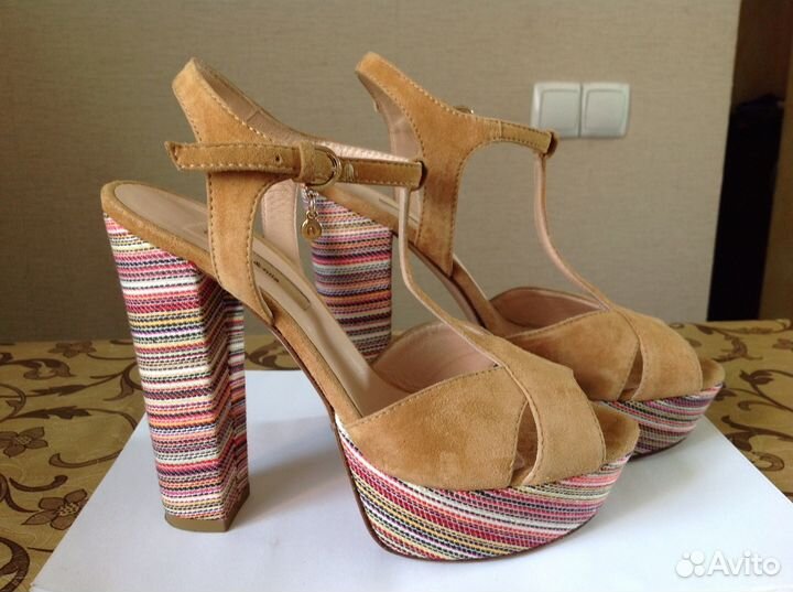 Босоножки разм 37-38 (Италия) Бренд Nila & Nila