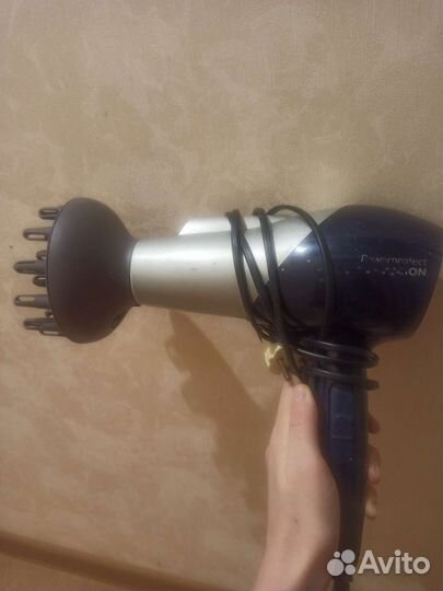 Фены. Не работают. Можно починить или на зап части