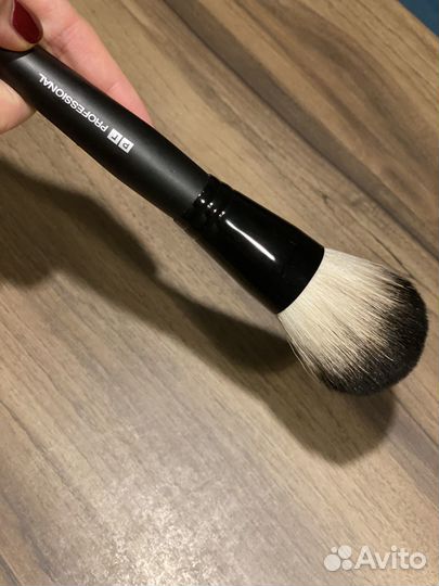 Кисть для пудры из натурального козьего ворса