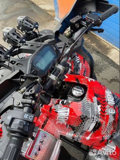 Квадроцикл Grizzly 250cc красно-белый