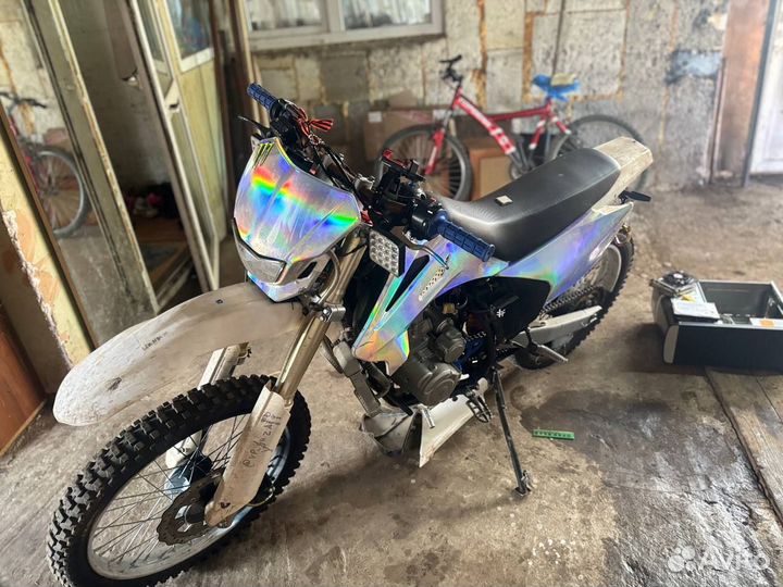 Мотоцикл ZongShen r8 250cc