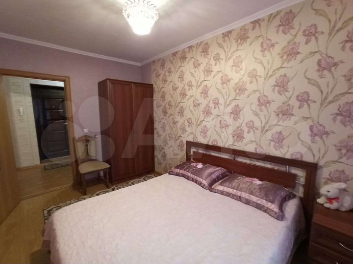 2-к. квартира, 61 м², 3/6 эт.