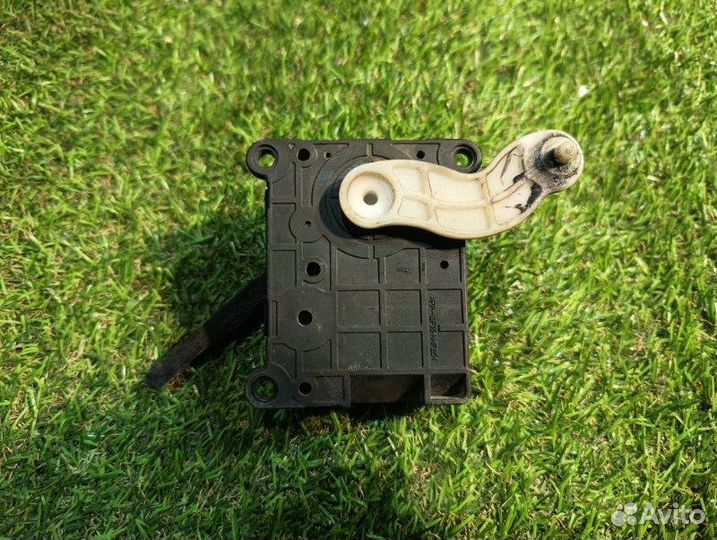 Сервопривод заслонок печки Kia Rio DC A5D 2004